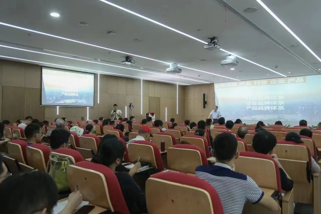 家門口的好服務 上海公共文化服務高質量發(fā)展案例100+助力影視教育